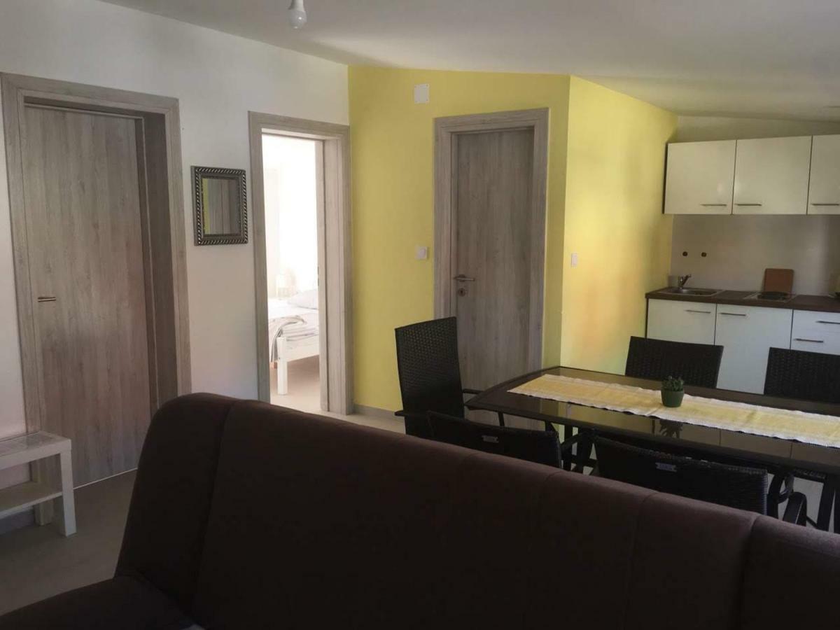 Apartman Bunaric Вир Екстериор снимка