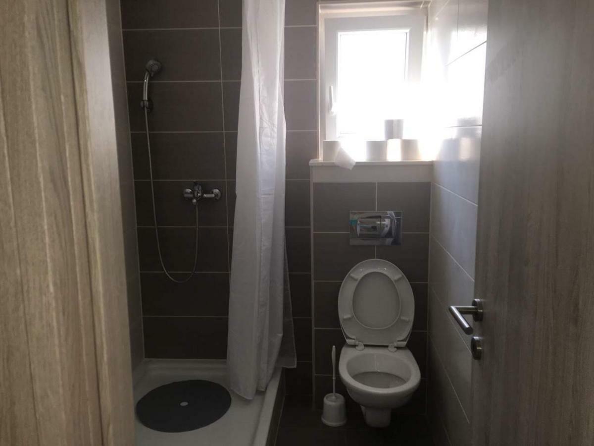 Apartman Bunaric Вир Екстериор снимка