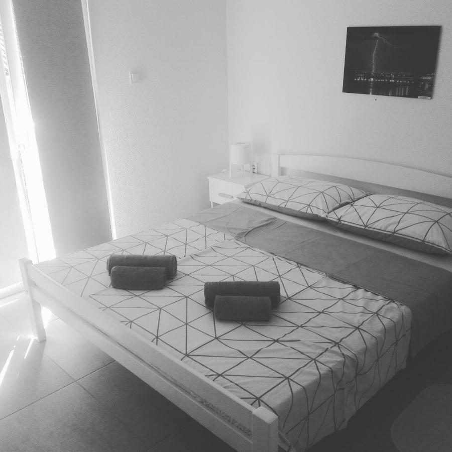 Apartman Bunaric Вир Екстериор снимка